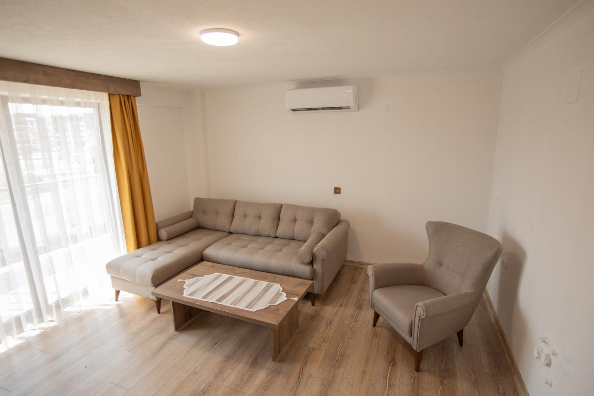 E87 Highway Otel Burhaniye Bagian luar foto