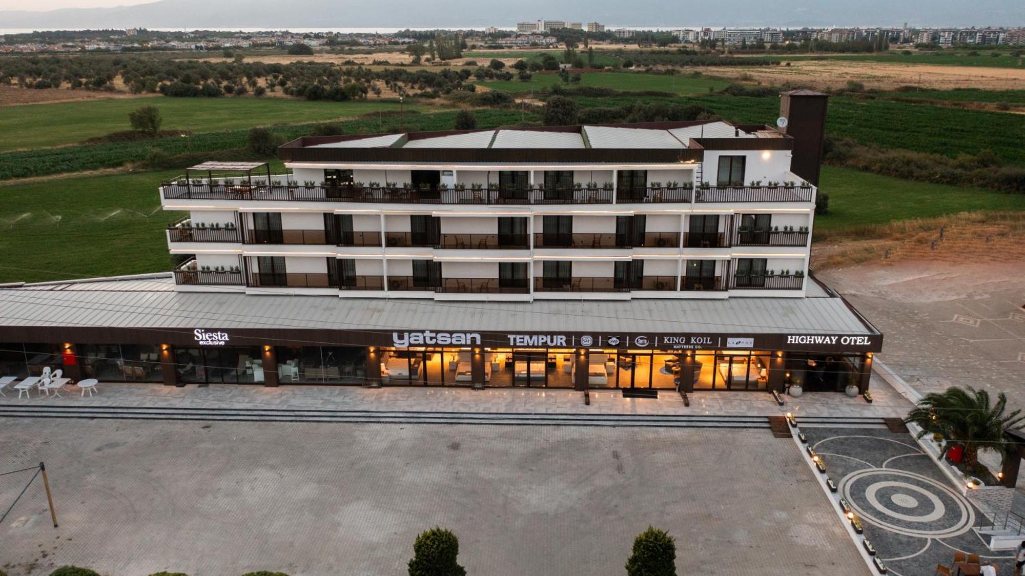 E87 Highway Otel Burhaniye Bagian luar foto